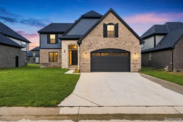 4156 Blossom Drive, SterlingHeights, MI 48314