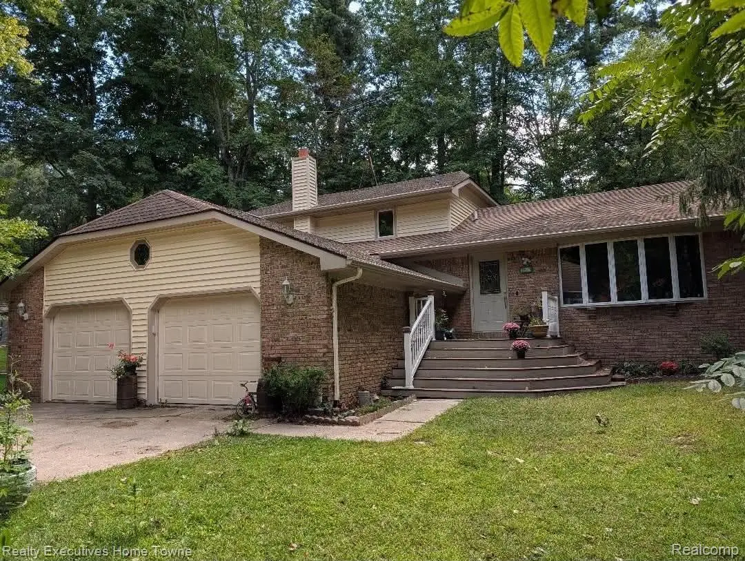 5665 Logging Lane Lane, Clyde, MI 48049 - #1