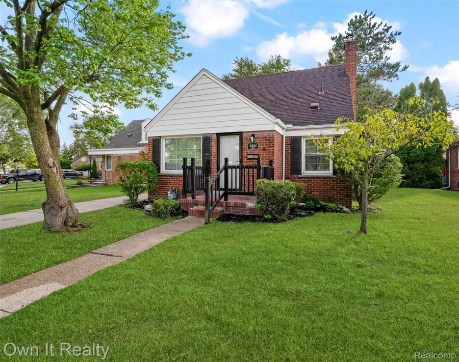 3451 Academy Street, Dearborn, MI 48124 - #2