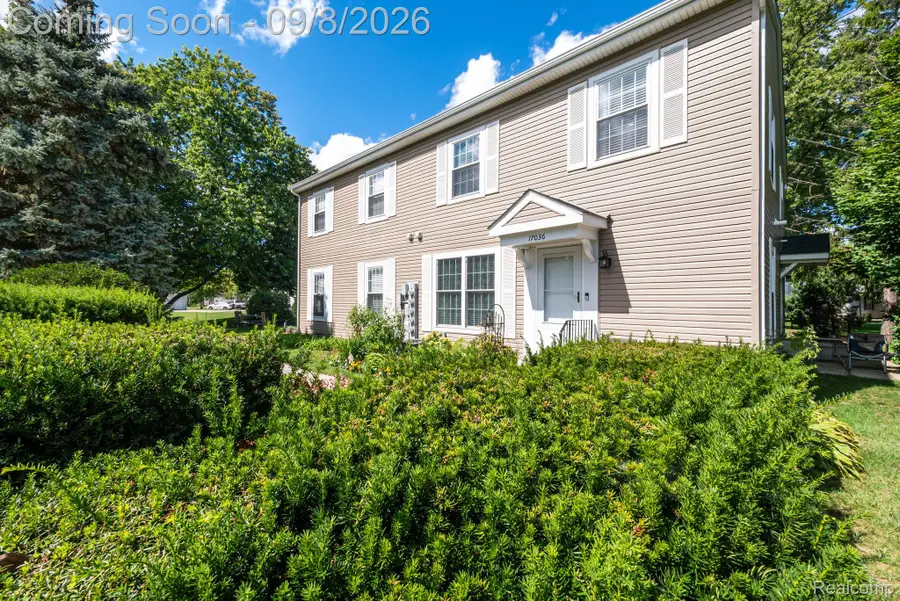 17036 Rock Harbor Court, Clinton Township, MI 48038 - #2