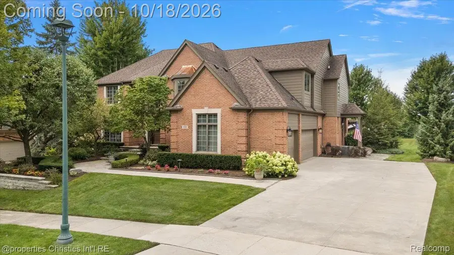 859 Ramblewood Drive, Rochester, MI 48307 - #2