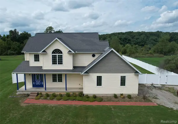 3068 W Cook Road, GrandBlanc, MI 48439