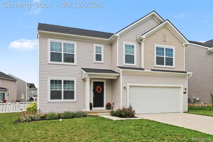 533 Lake Village Avenue, Waterford, MI 48328 - #3