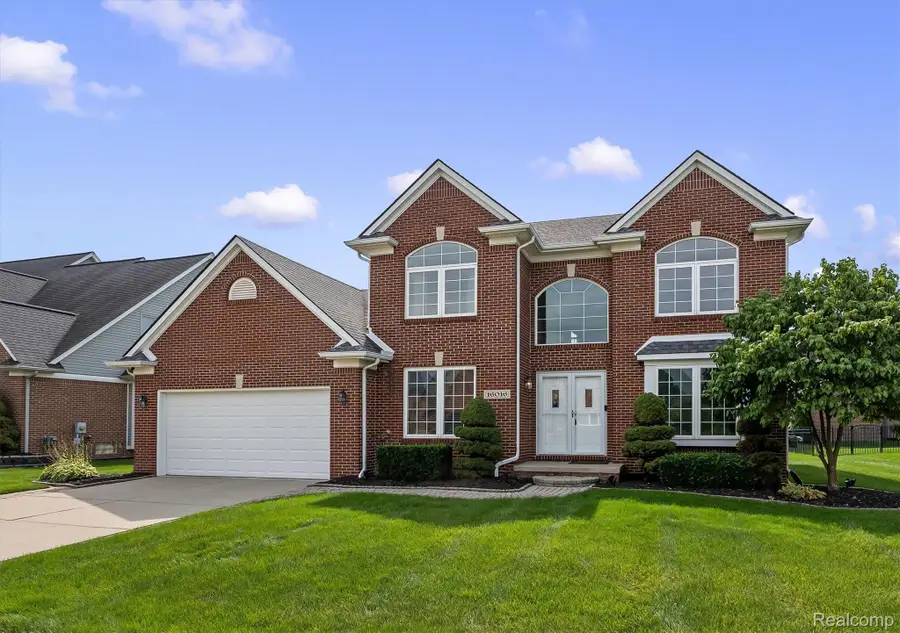 16016 Berry Lane, Macomb, MI 48044 - #2