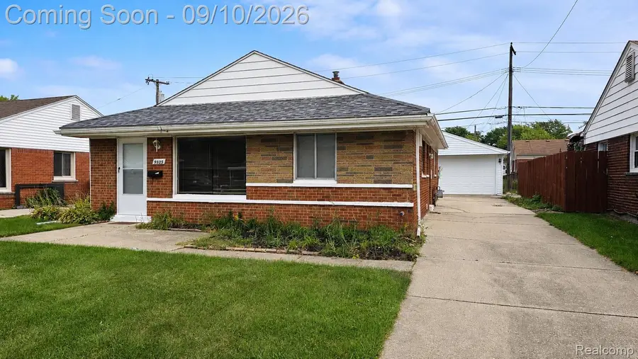 9325 Westpoint Street, Taylor, MI 48180 - #2