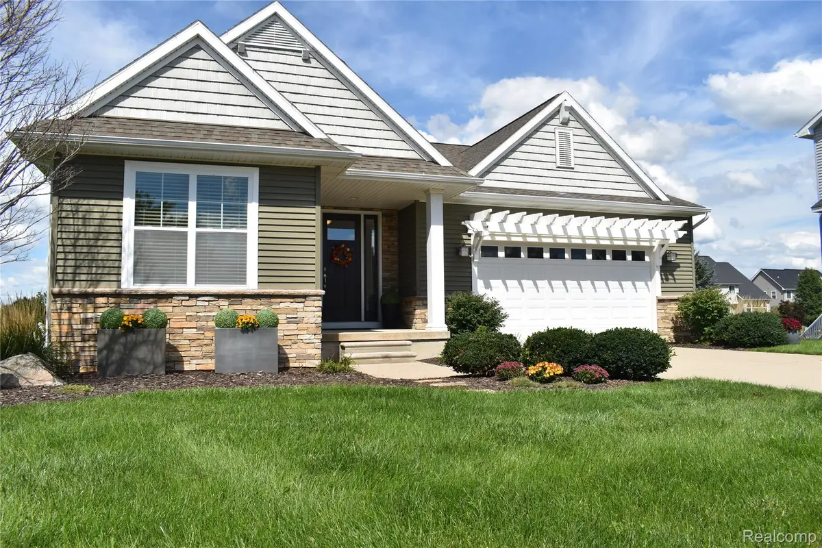 1281 Cambridge Circle, Williamston, MI 48895 - #1