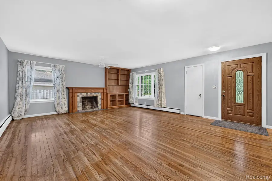 9470 Mortenview Drive, Taylor, MI 48180 - #3
