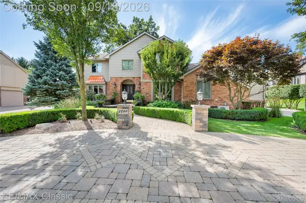 2899 Current Drive, RochesterHills, MI 48309