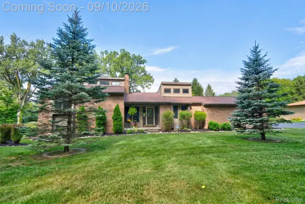 2363 N Linden Road, Flint, MI 48504