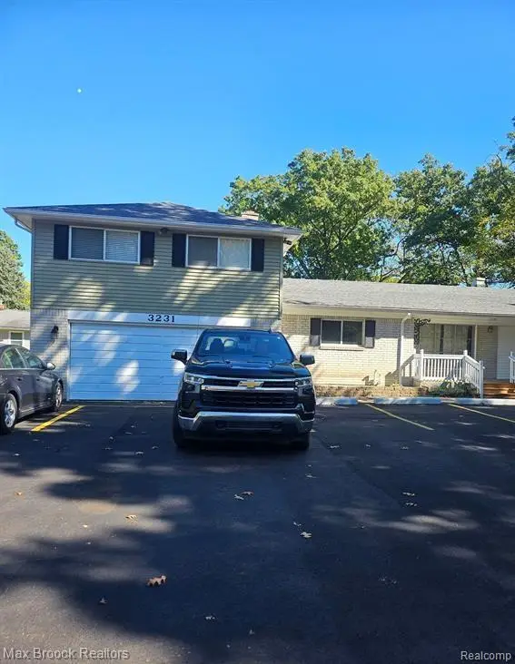 3231 Union Lake Road, CommerceTwp, MI 48382