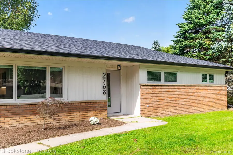 2768 Hillendale Drive, Rochester Hills, MI 48309 - #2