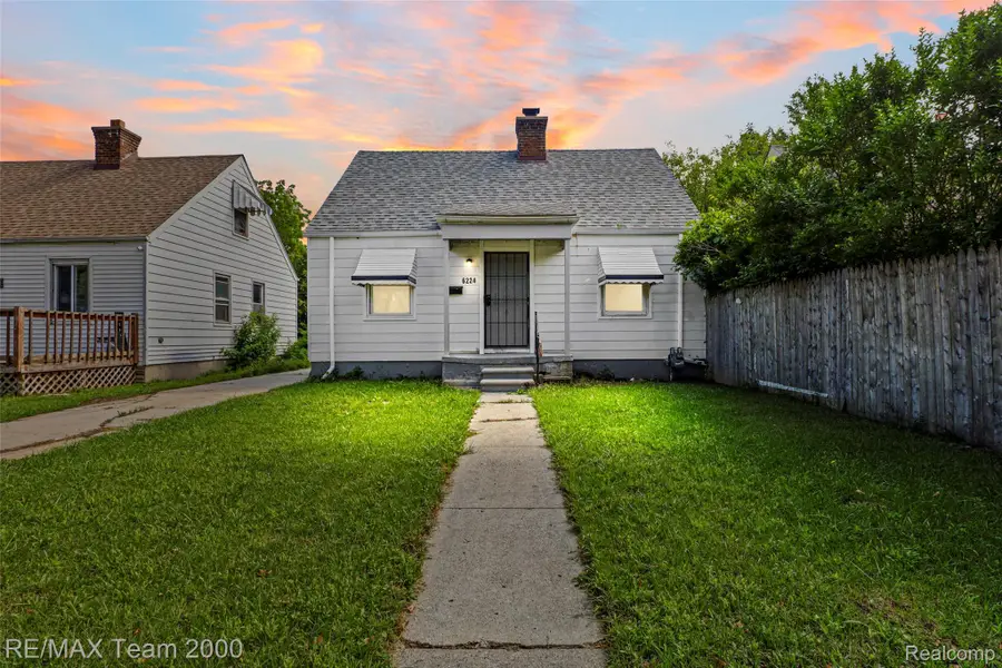 6224 Minock Street, Detroit, MI 48228 - #2