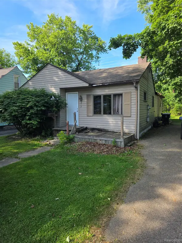 4217 Pengelly Road, Flint, MI 48507