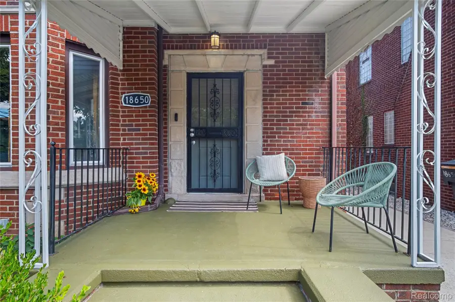 18650 Roselawn Street, Detroit, MI 48221 - #3