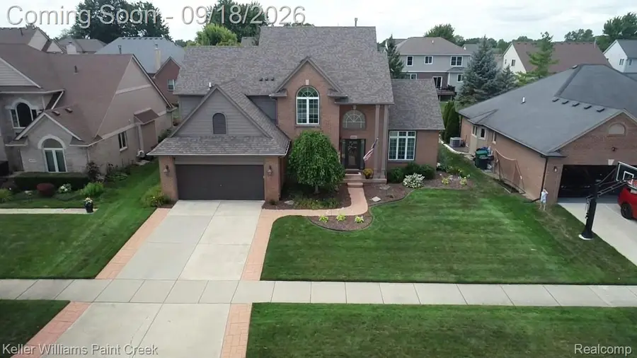 48583 Village Drive, Macomb, MI 48044 - #3