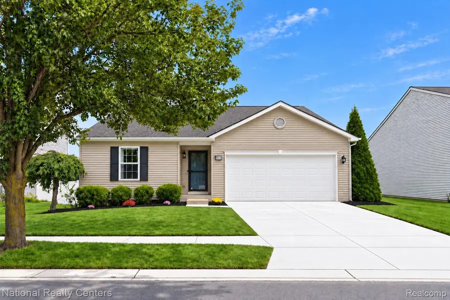 8515 Hawthorn Hill, Dexter, MI 48130 - #2