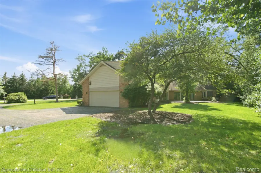 25310 Canterbury Road, Franklin, MI 48025 - #3