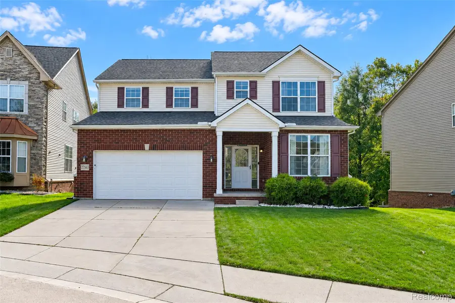 27363 Victoria Road, Novi, MI 48374 - #2