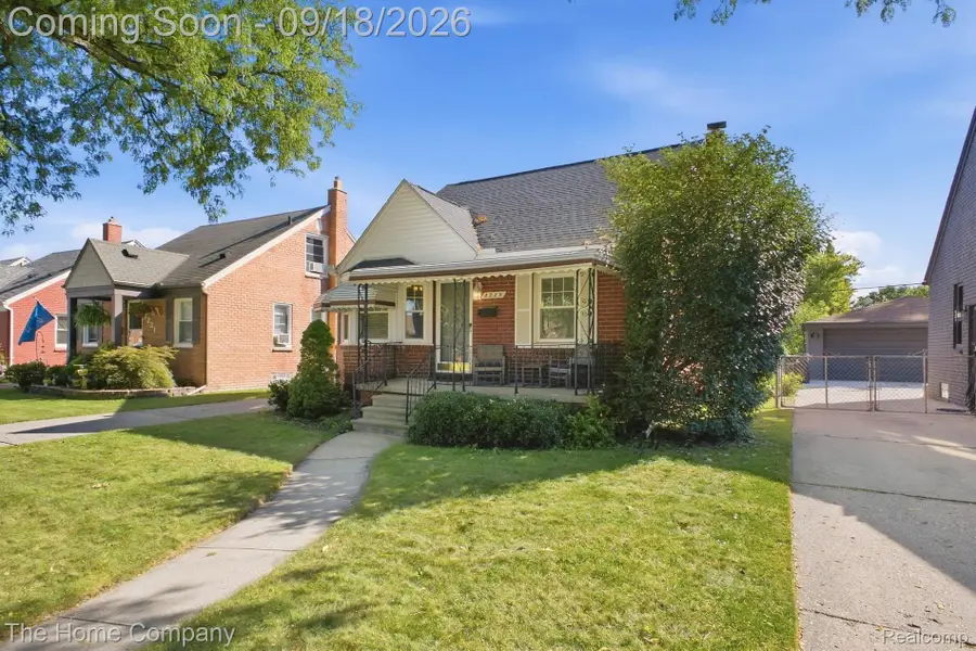 2229 18th Street, Wyandotte, MI 48192 - #2