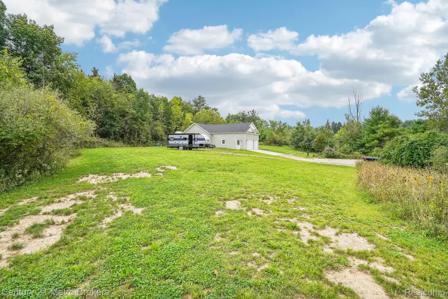 2083 Creekwood Court, Mundy, MI 48439 - #3
