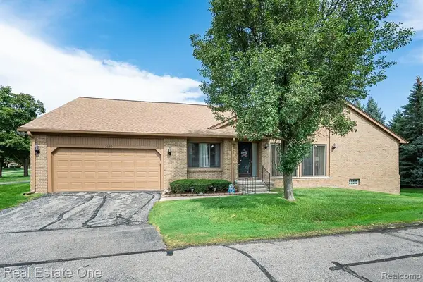 2130 London Bridge Drive, RochesterHills, MI 48307