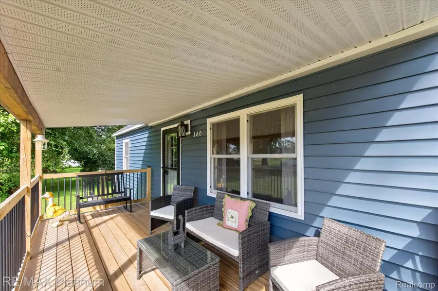 160 Kuhn Street, Gregory, MI 48137 - #3