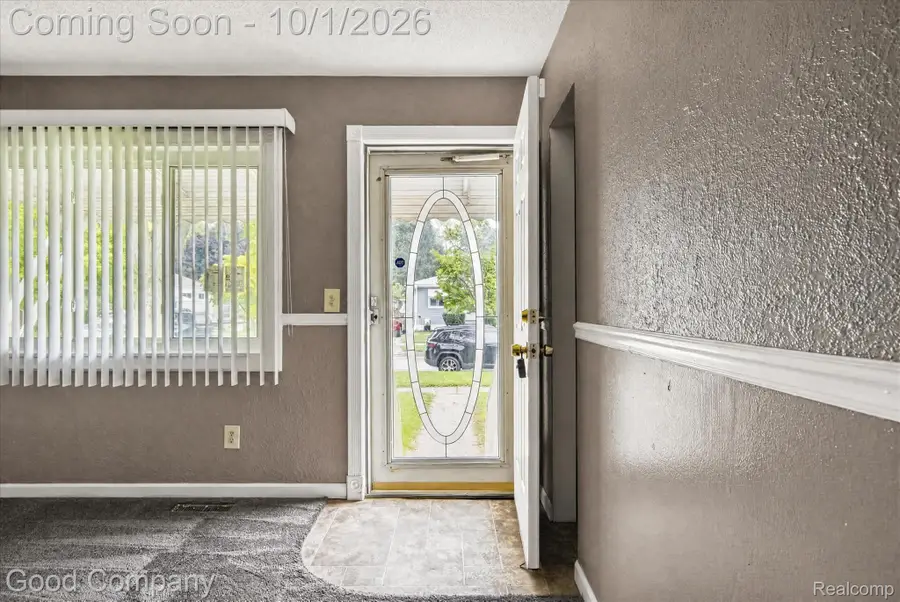 4176 Kingston Street, Dearborn Heights, MI 48125 - #3