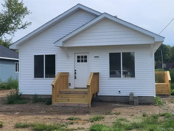 6048 Pearl Street, Burton, MI 48509