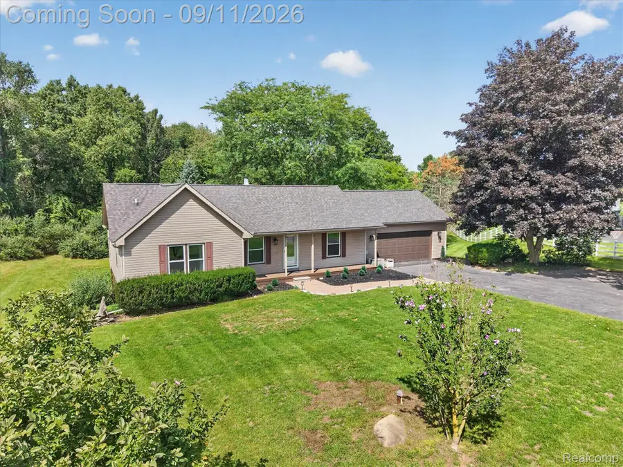4960 Sierra Drive, Howell, MI 48843 - #2