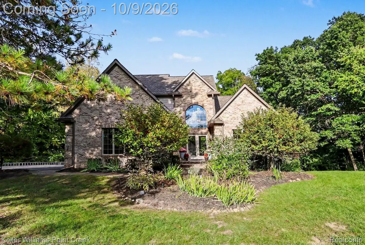 90 Creekwood Drive, Orion, MI 48362 - #1