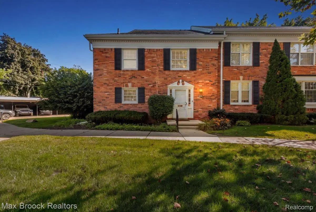 1460 Trailwood Path, Bloomfield, MI 48301 - #1
