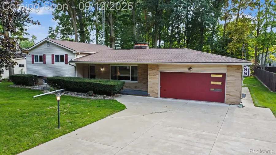 3311 Lynne Avenue, Flint, MI 48506 - #2
