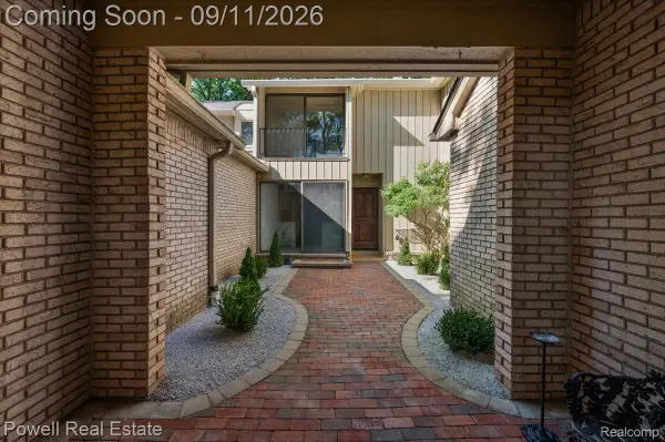 1106 Timberview Trail, BloomfieldHills, MI 48304