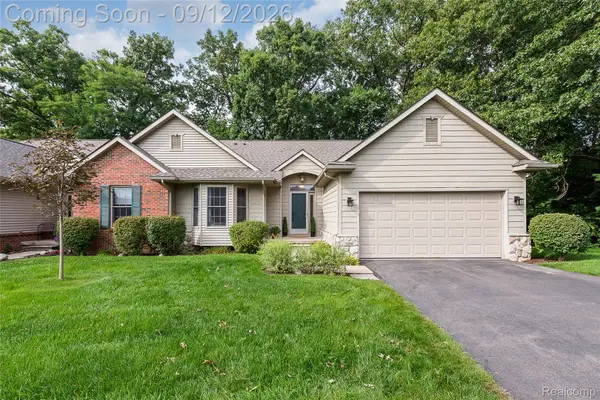6000 Northridge Hills Drive, Brighton, MI 48116