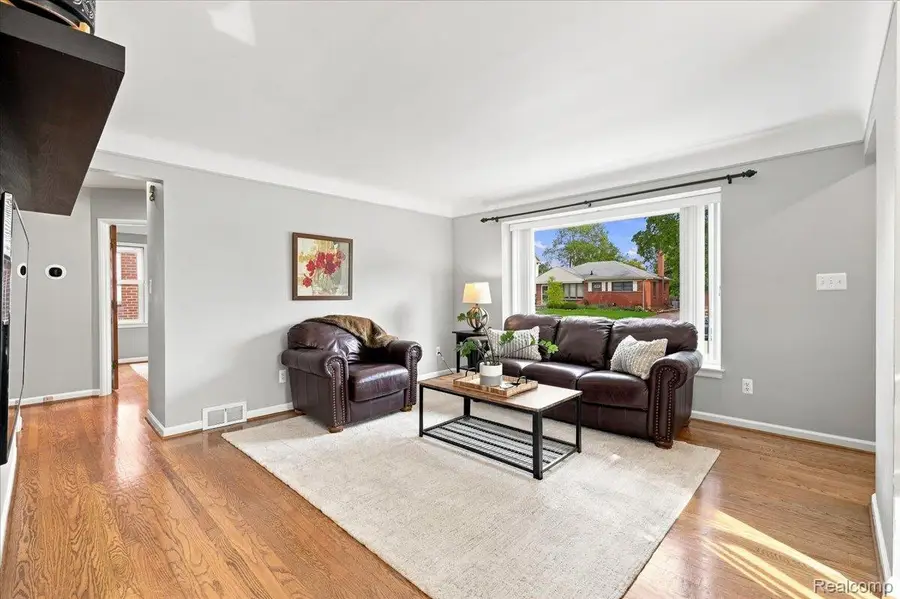 107 Jeffrey Avenue, Royal Oak, MI 48073 - #2