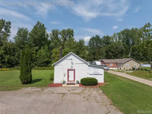 44000 Willow Road, Belleville, MI 48111