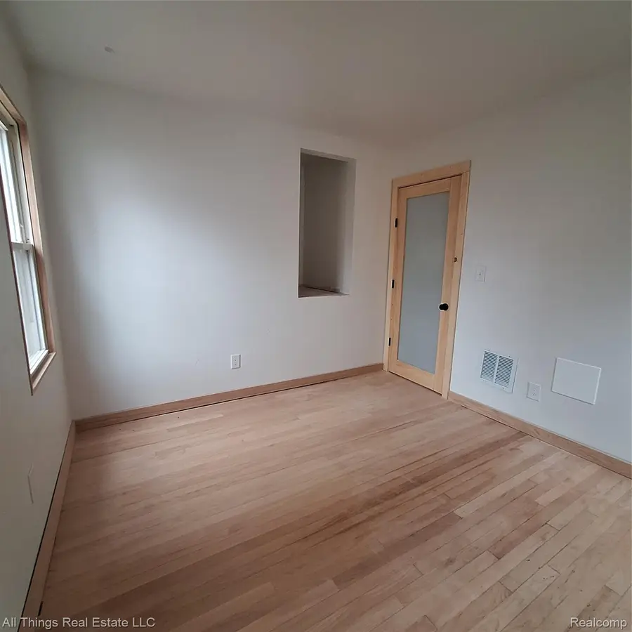 20472 Hull Street, Highland Park, MI 48203 - #3