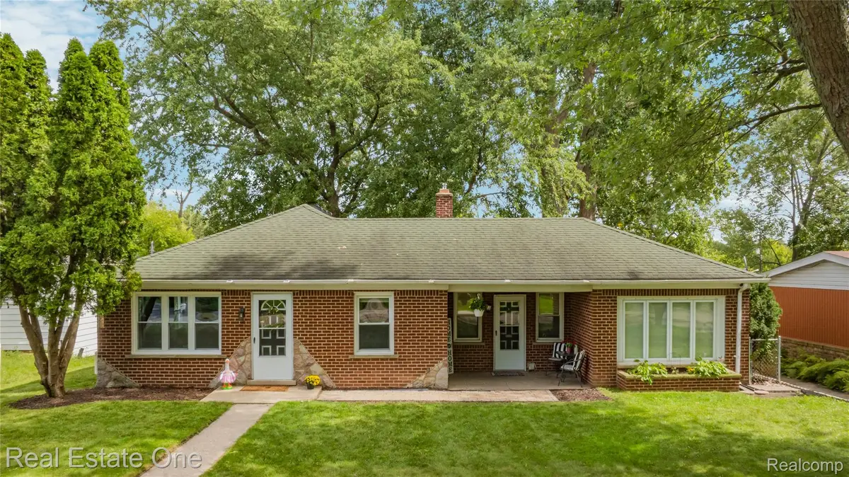 15550 Foch Street, Livonia, MI 48154 - #1