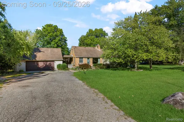 20855 Cass Street, FarmingtonHills, MI 48335