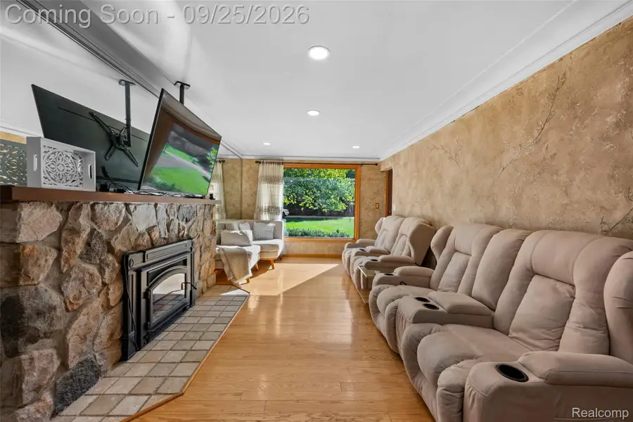 20855 Cass Street, Farmington Hills, MI 48335 - #3
