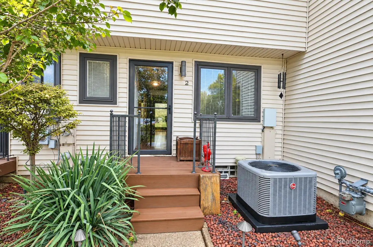 50676 Jefferson Avenue, New Baltimore, MI 48047 - #1