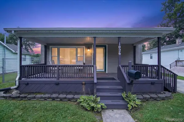 1026 Bristol Street, Adrian, MI 49221
