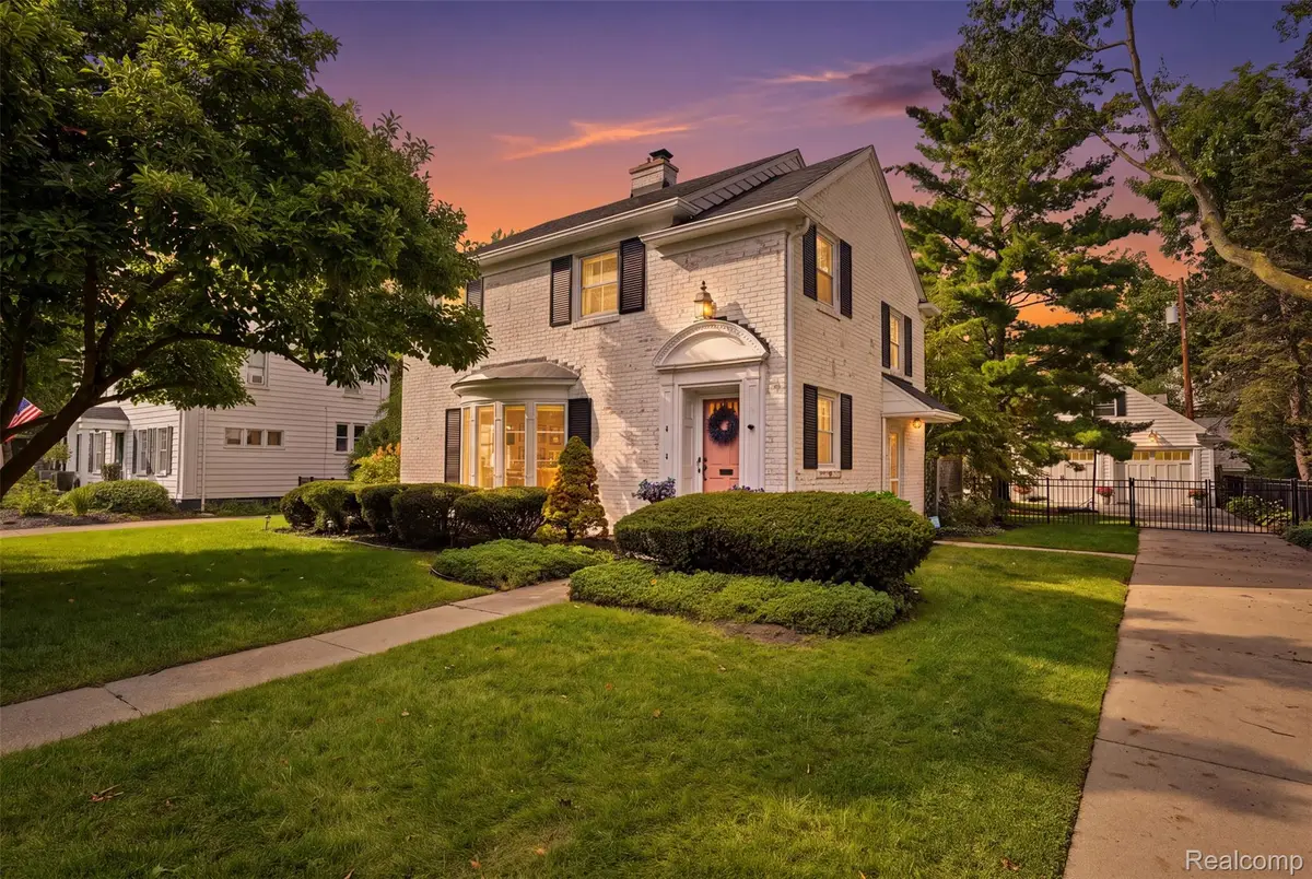 4 Kenberton Drive, Pleasant Ridge, MI 48069 - #1