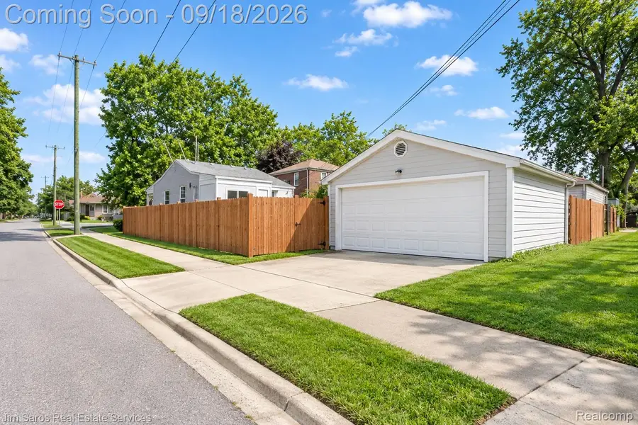 193 Lakewood Street, Detroit, MI 48215 - #2
