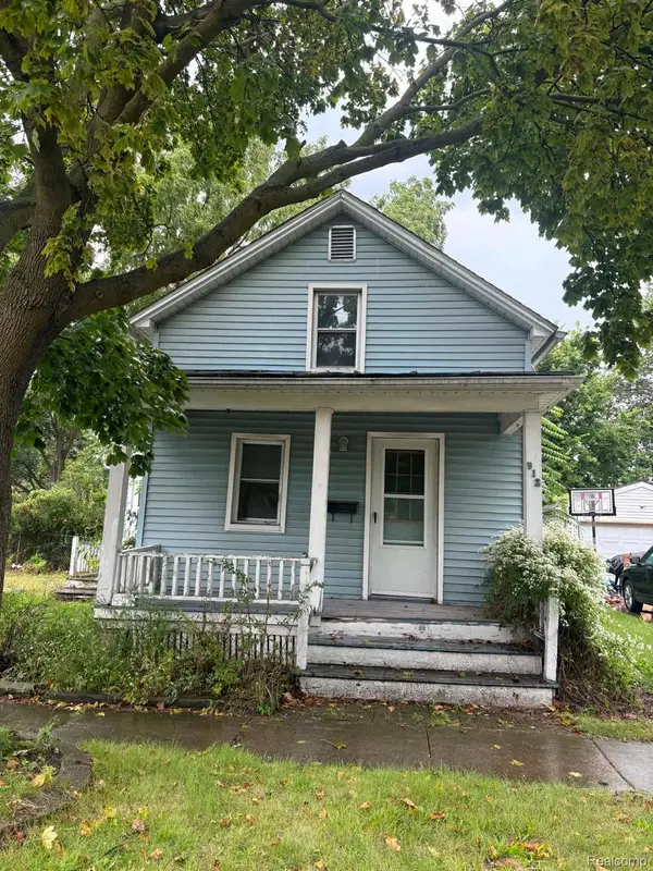 512 W 5th Street, Monroe, MI 48161