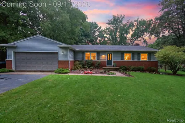 3137 Old Orchard Drive, Brighton, MI 48114