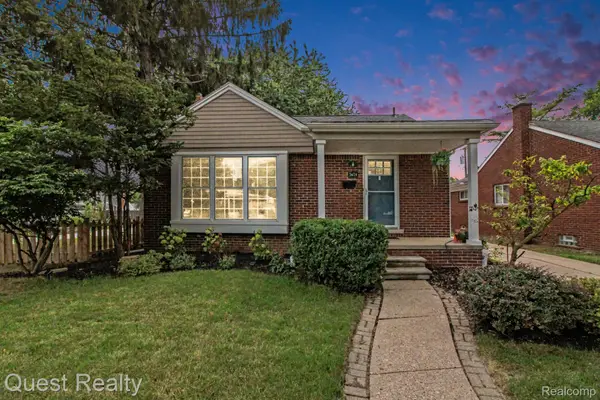 2678 Oakshire Avenue, Berkley, MI 48072