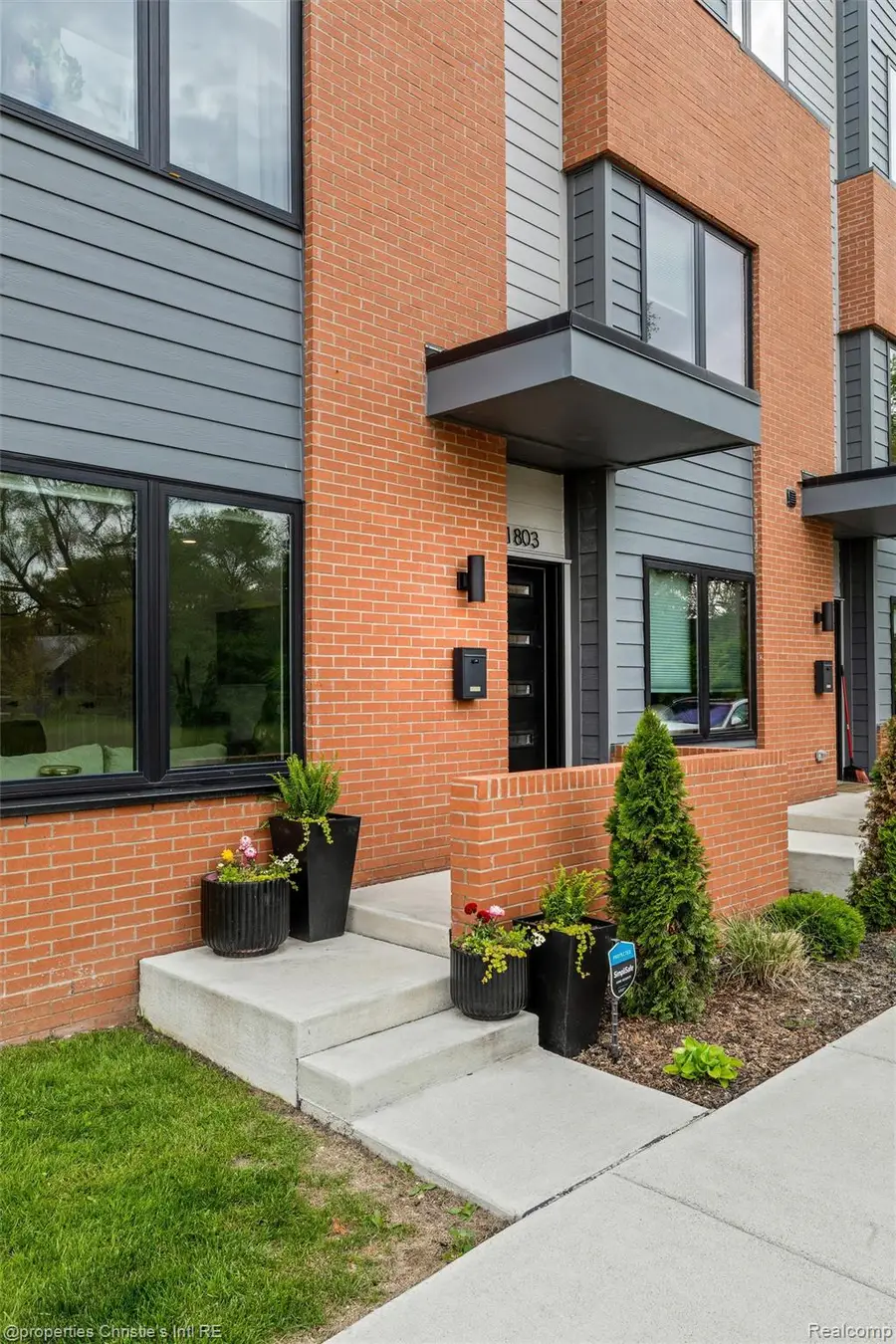 1803 Perry Street #9, Detroit, MI 48216 - #2