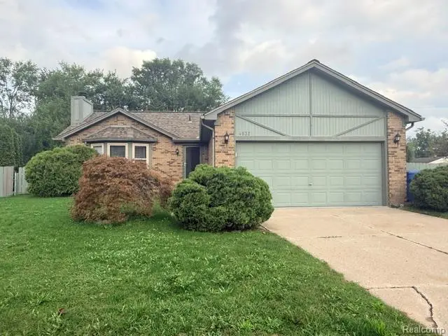 4832 Colony Court, Warren, MI 48091 - #2