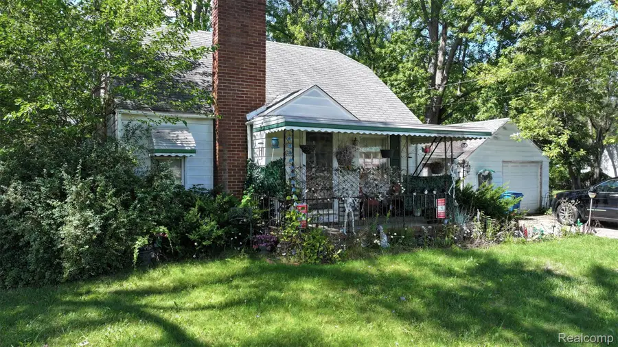 1220 Belsay, Burton, MI 48509 - #3